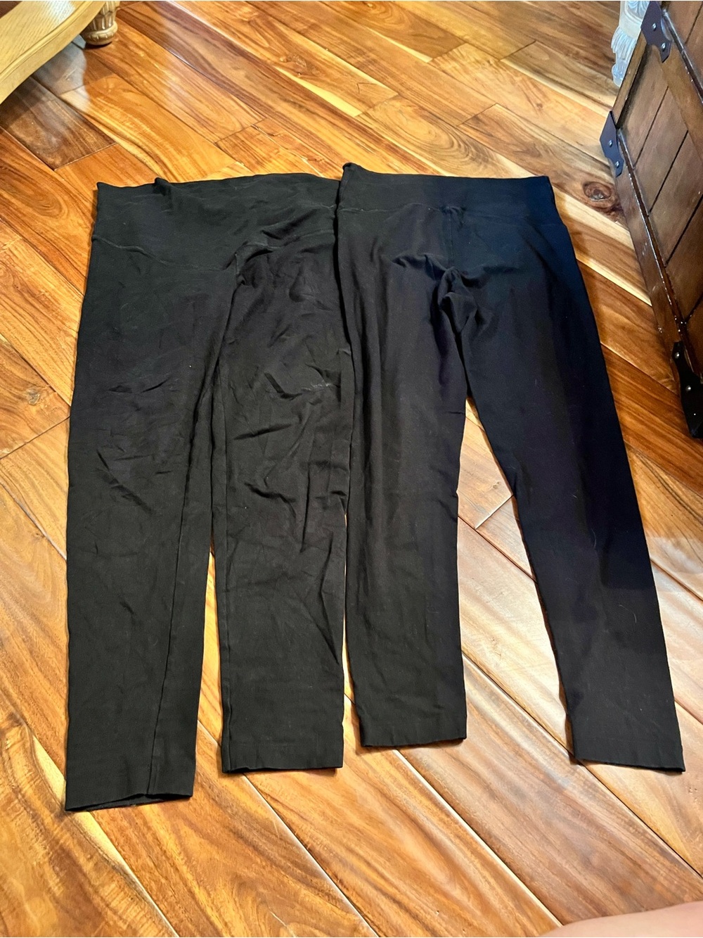 Women’s old navy black maternity leggings bundle. Both size medium